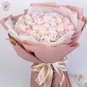 ช่อดอกกุหลาบสีชมพู สวยมินิมอล